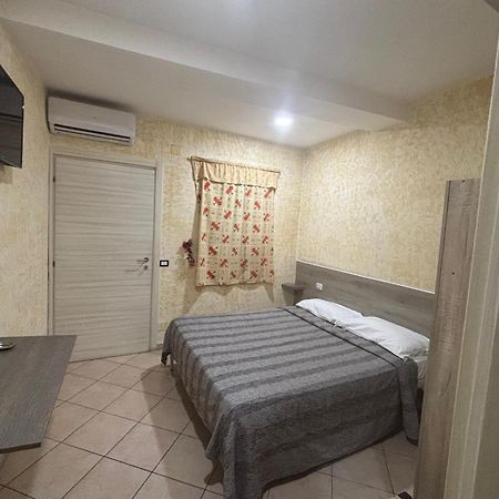 Crisan B&B Affittacamere Nola Exteriör bild