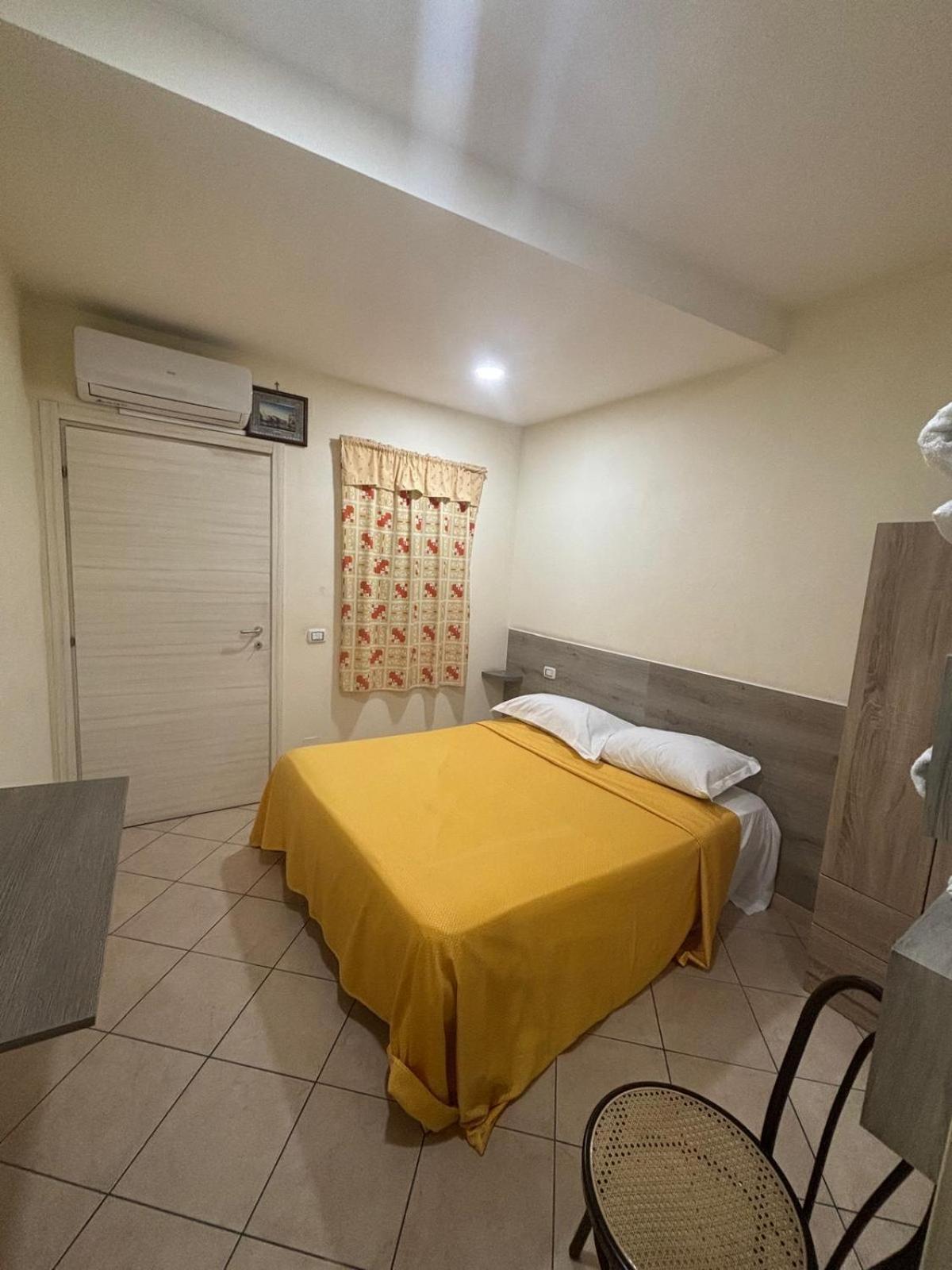 Crisan B&B Affittacamere Nola Exteriör bild
